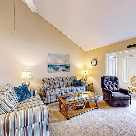 Chateau La Mer II 804 Apartment